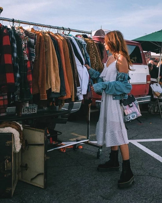 Moda Sostenible: 5 Razones para Elegir Ropa de Segunda Mano