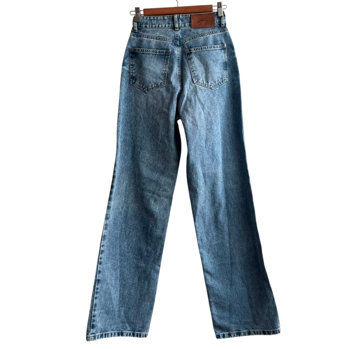 Jean azul claro acampanado - Talla 26