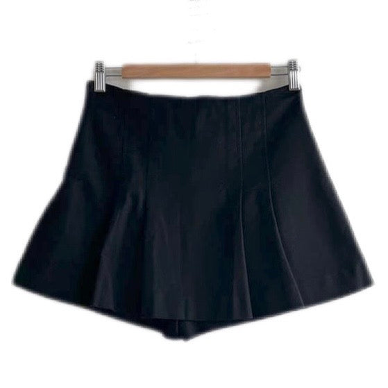 Falda short negra plisada Zara - Talla M