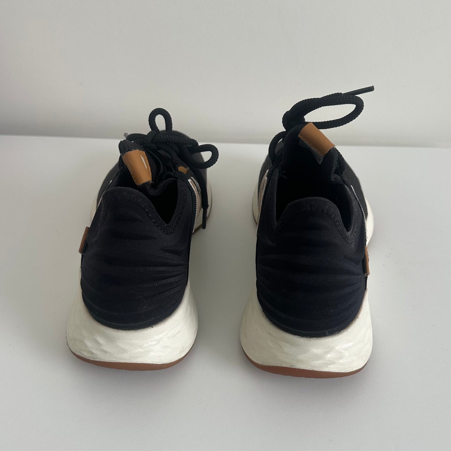 Zapatillas negras New Balance - Talla 40