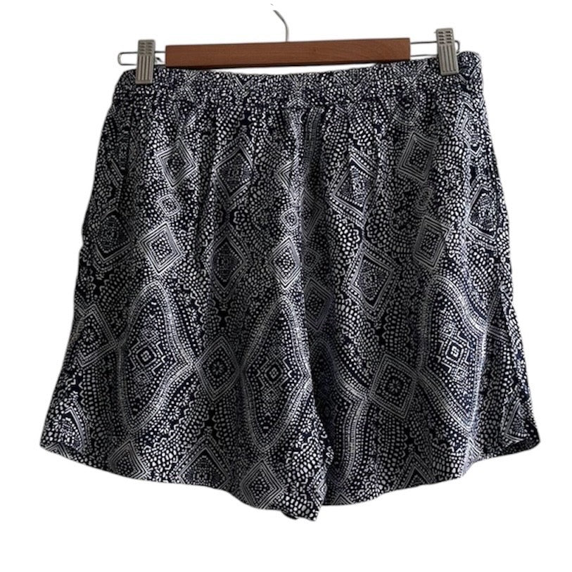 Short azul y blanco estampado H&M - Talla M