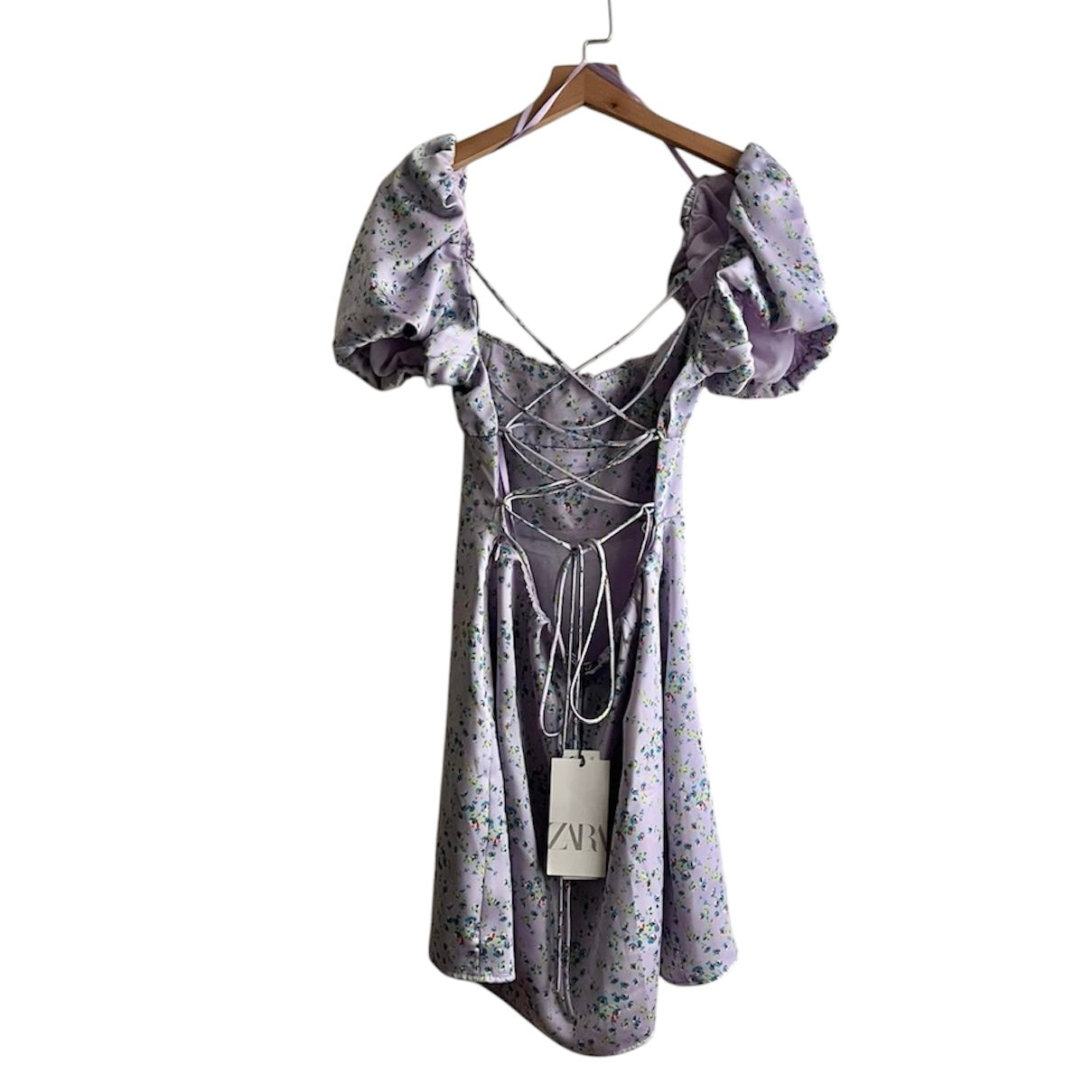 Vestido lila flores Zara nuevo con etiqueta - Talla M