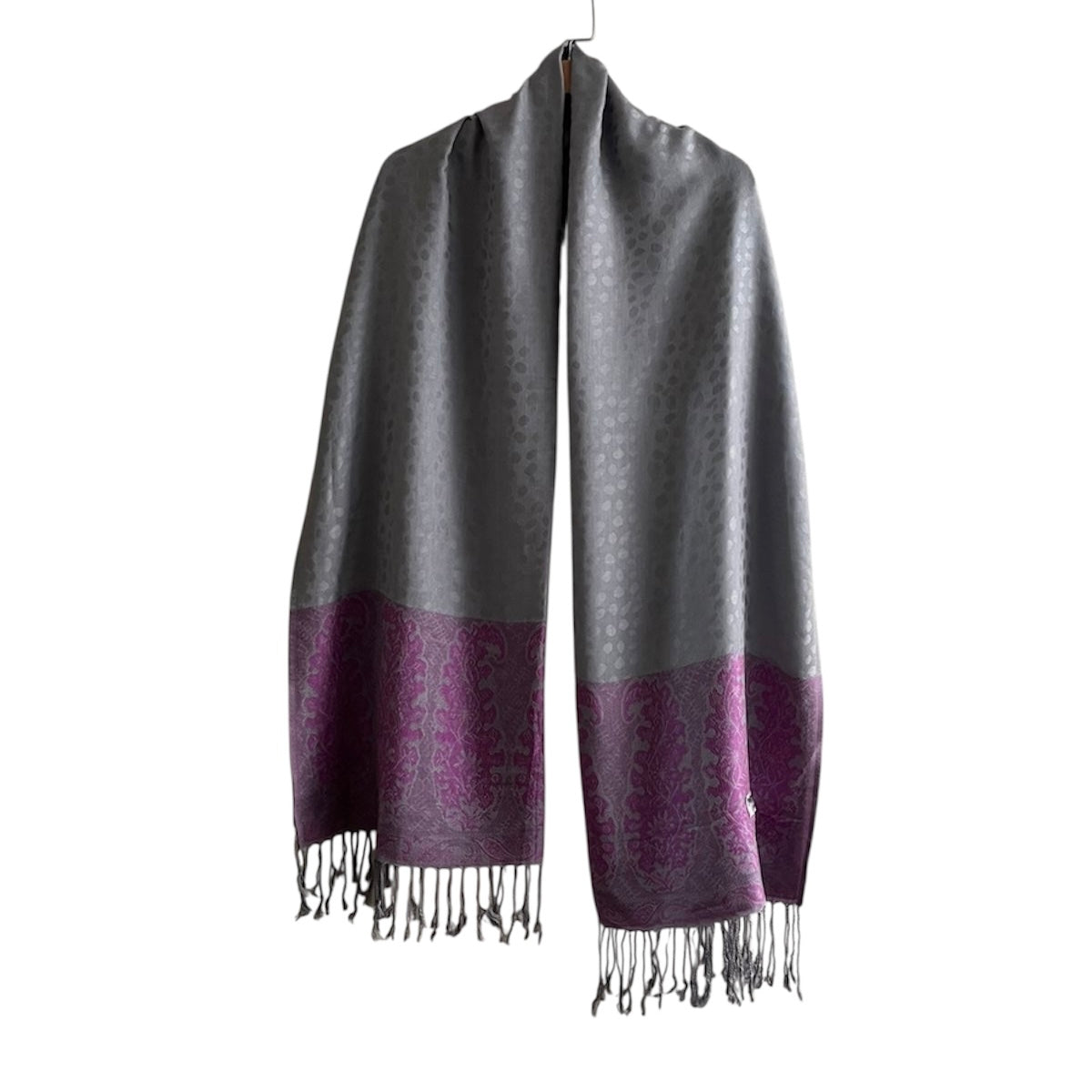 Bufanda seda gris y morada