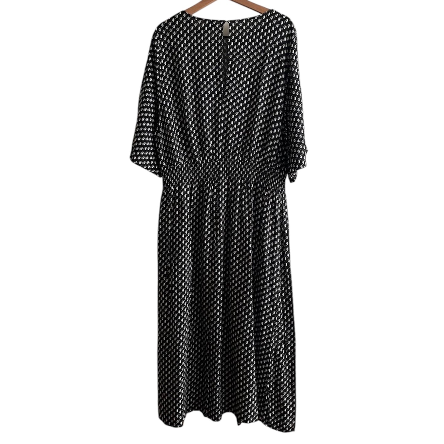 Vestido gasa negro y blanco H&M - Talla XL