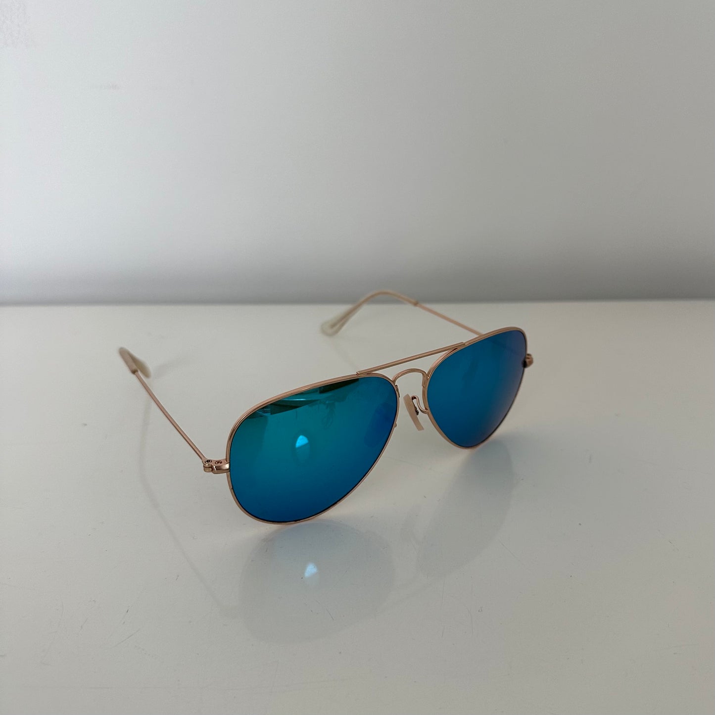 Lentes tipo aviador azules