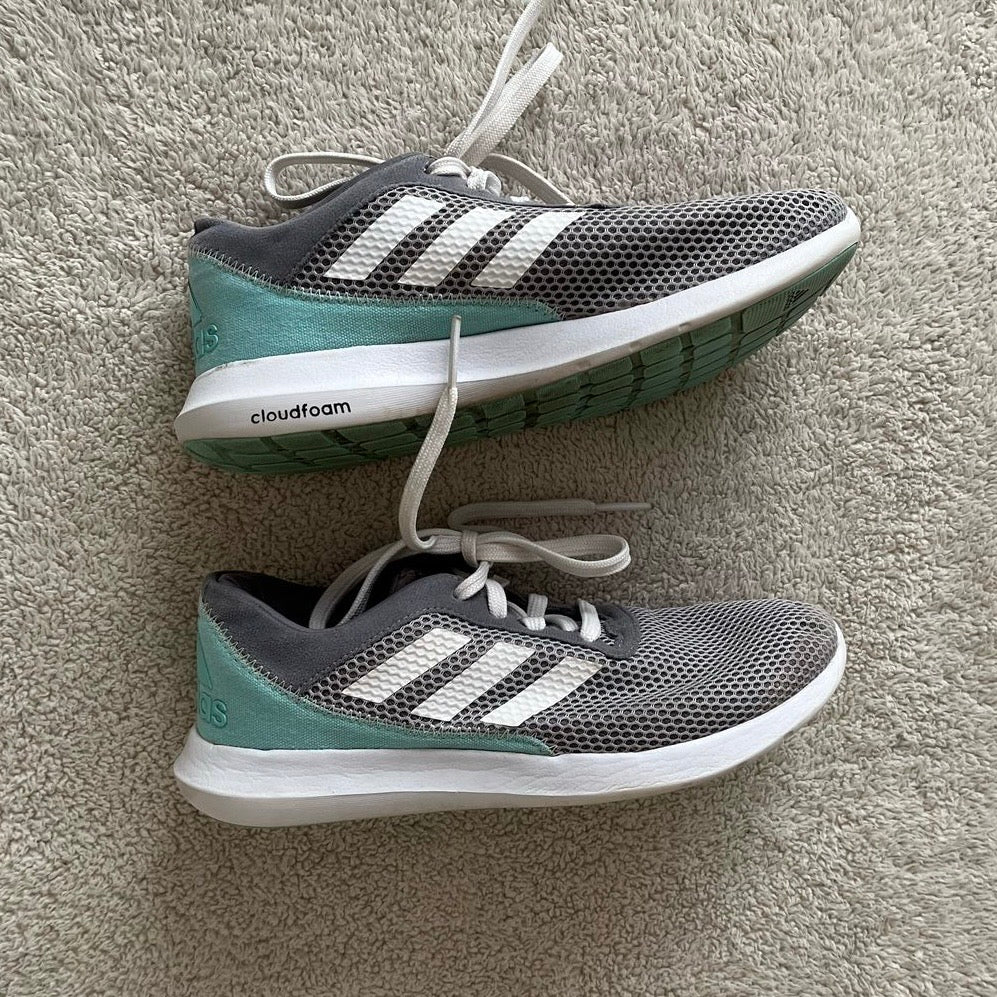 Zapatillas deportivas plomas y celeste Adidas - Talla 37
