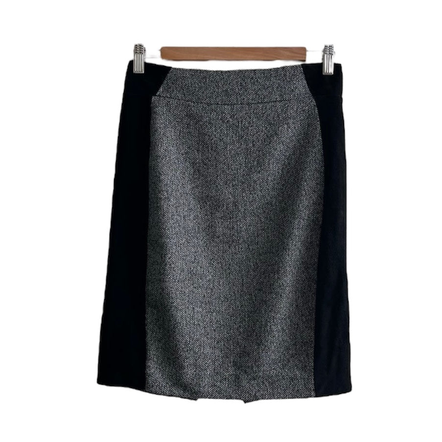 Falda gris y negra H&M - Talla 26