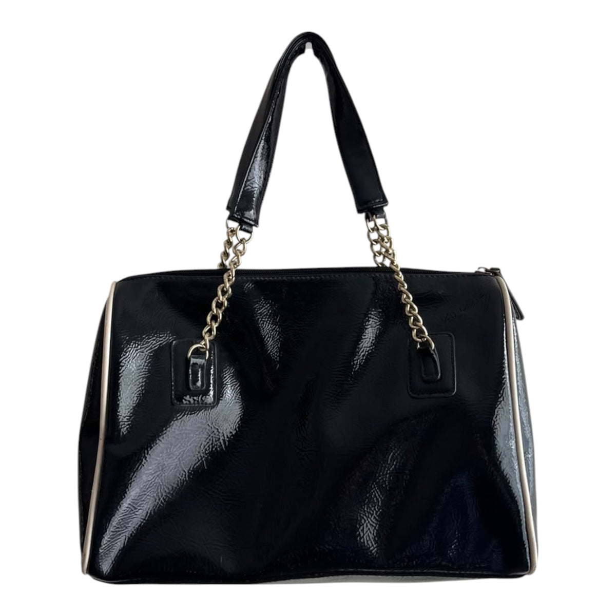 Cartera negra y blanca charol Kenneth Cole