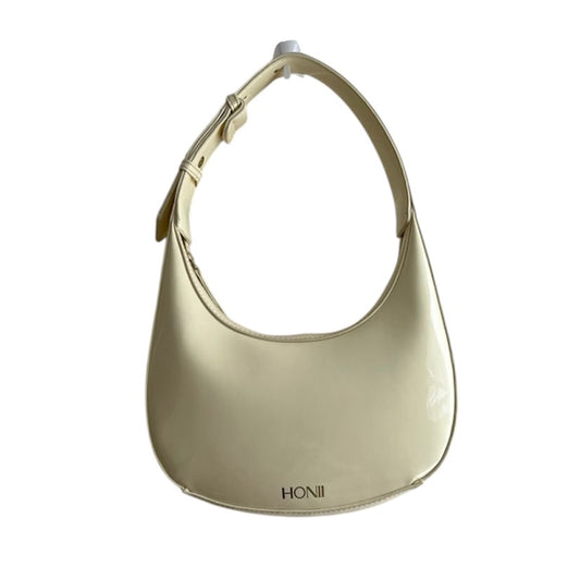 Cartera charol crema