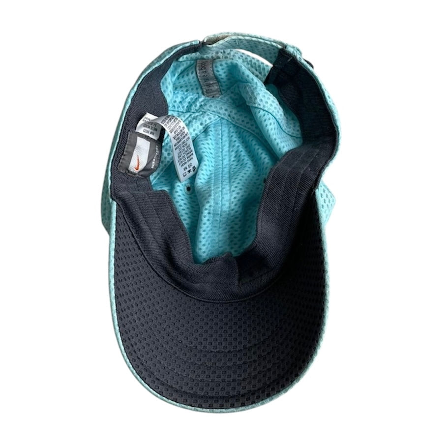 Gorra celeste Nike