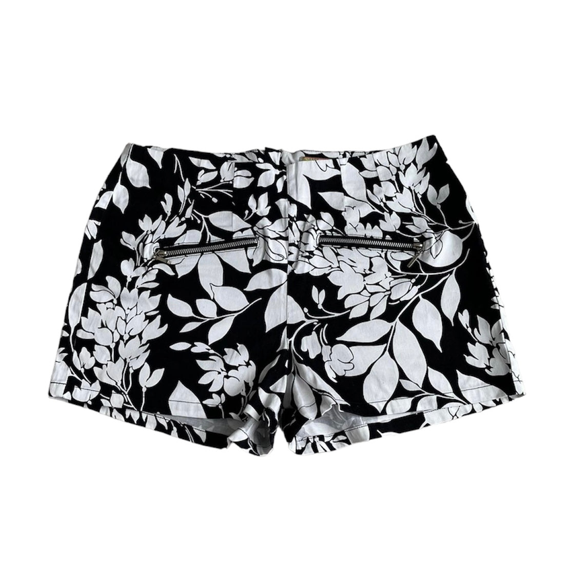 Short negro hojas blancas - Talla M