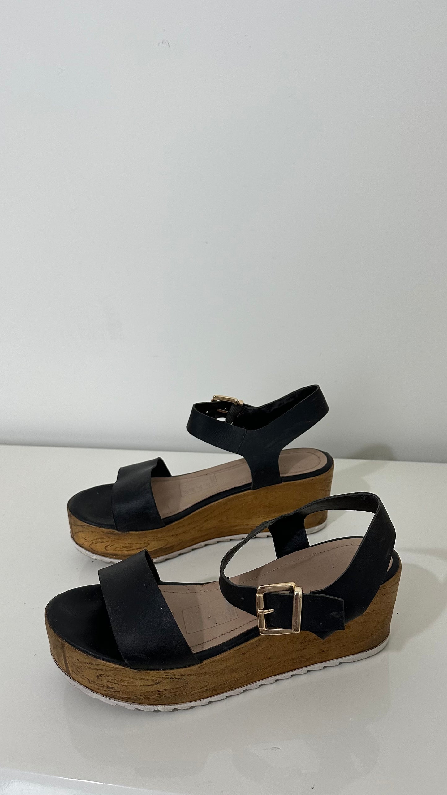 Sandalias negras plataforma - Talla 37