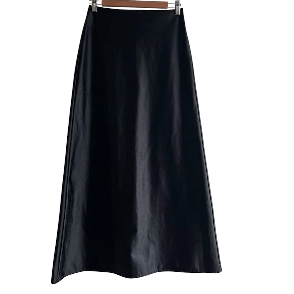 Falda larga negra satinada Luvaro - Talla S