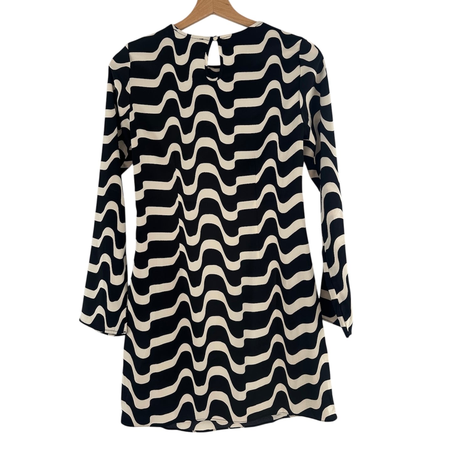Vestido blanco y negro manga larga Mango - Talla XS