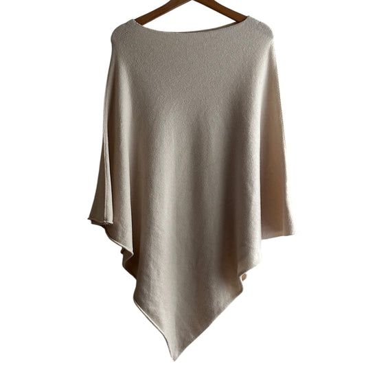 Capa tipo poncho crema nueva con etiqueta - Talla Standard