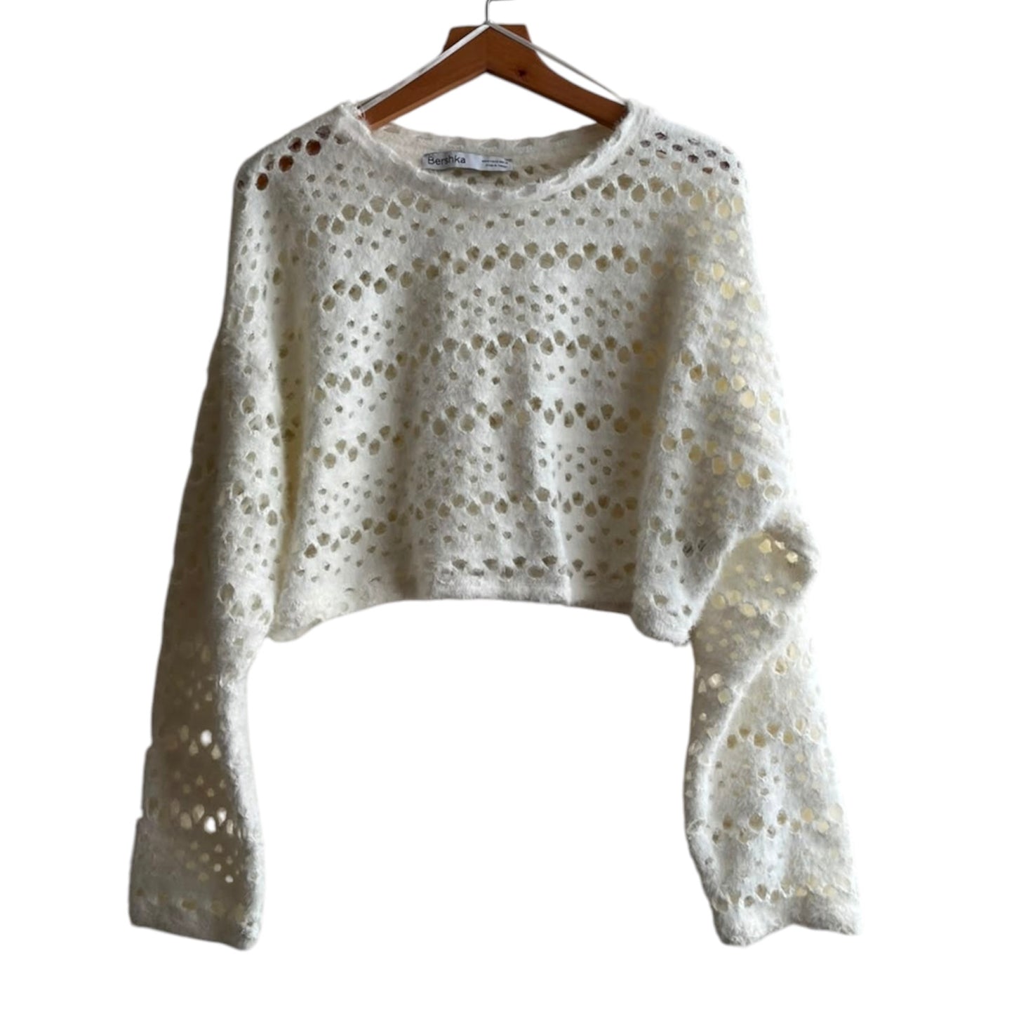 Chompa corta calada crema Bershka - Talla M