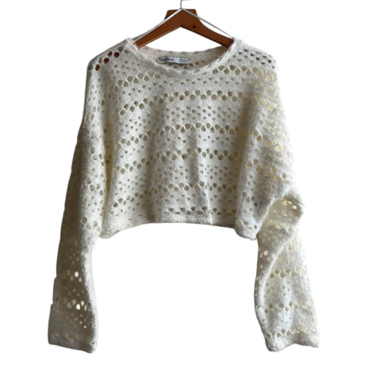 Chompa corta calada crema Bershka - Talla M