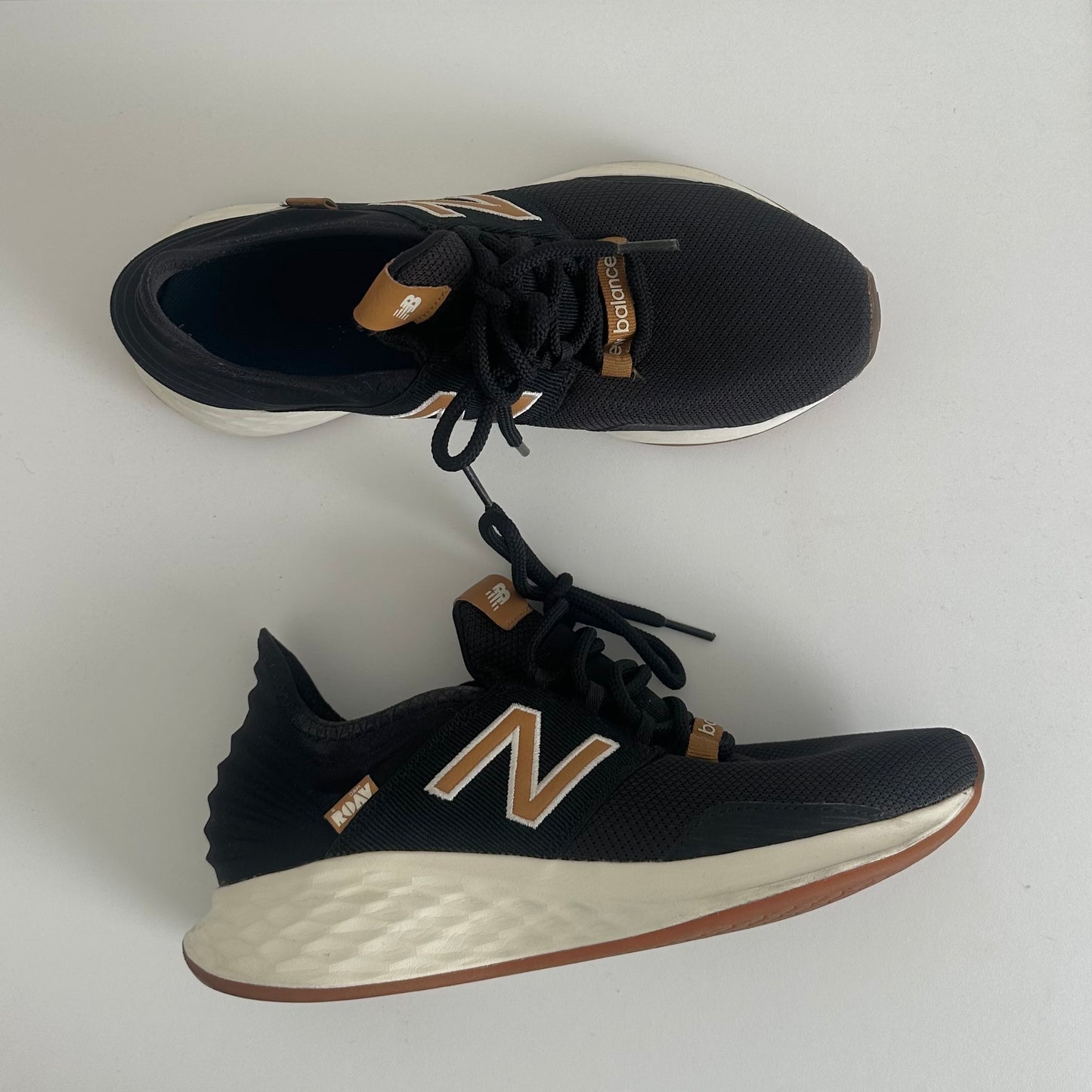 Zapatillas negras New Balance - Talla 40